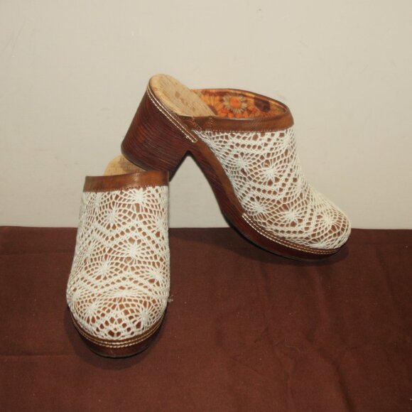 korks Shoes - EC LADIES KORKS MULE/CLOG = BROWN WITH EMBROIDERED LACE  10